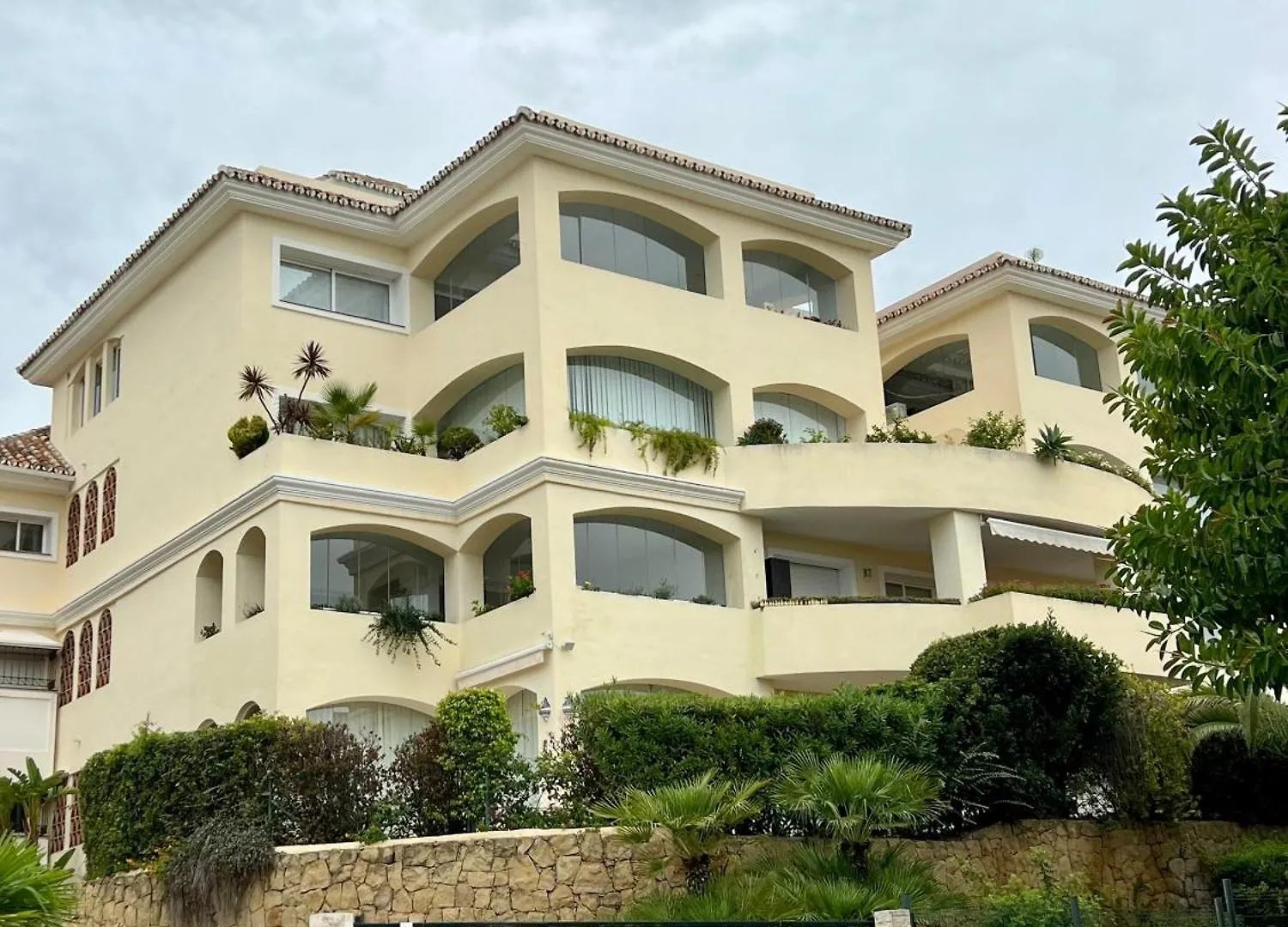 Fantastico Atico Duplex En Marbella, Con Vistas Al Mar Y A 300 Metros De La Playa Apartman