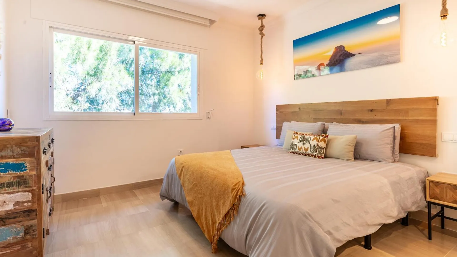 Fantastico Atico Duplex En Marbella, Con Vistas Al Mar Y A 300 Metros De La Playa Apartman
